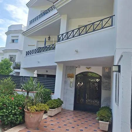 Elviria Luxury דירה